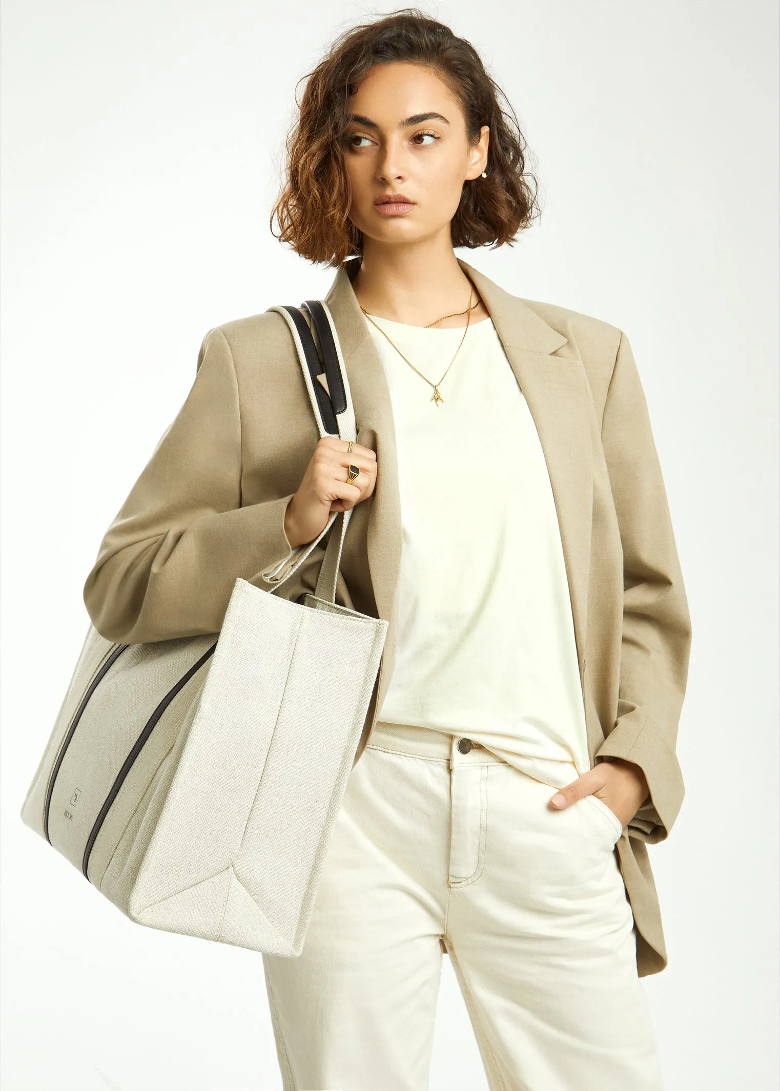 Beesh Bag (Canvas Carryall)