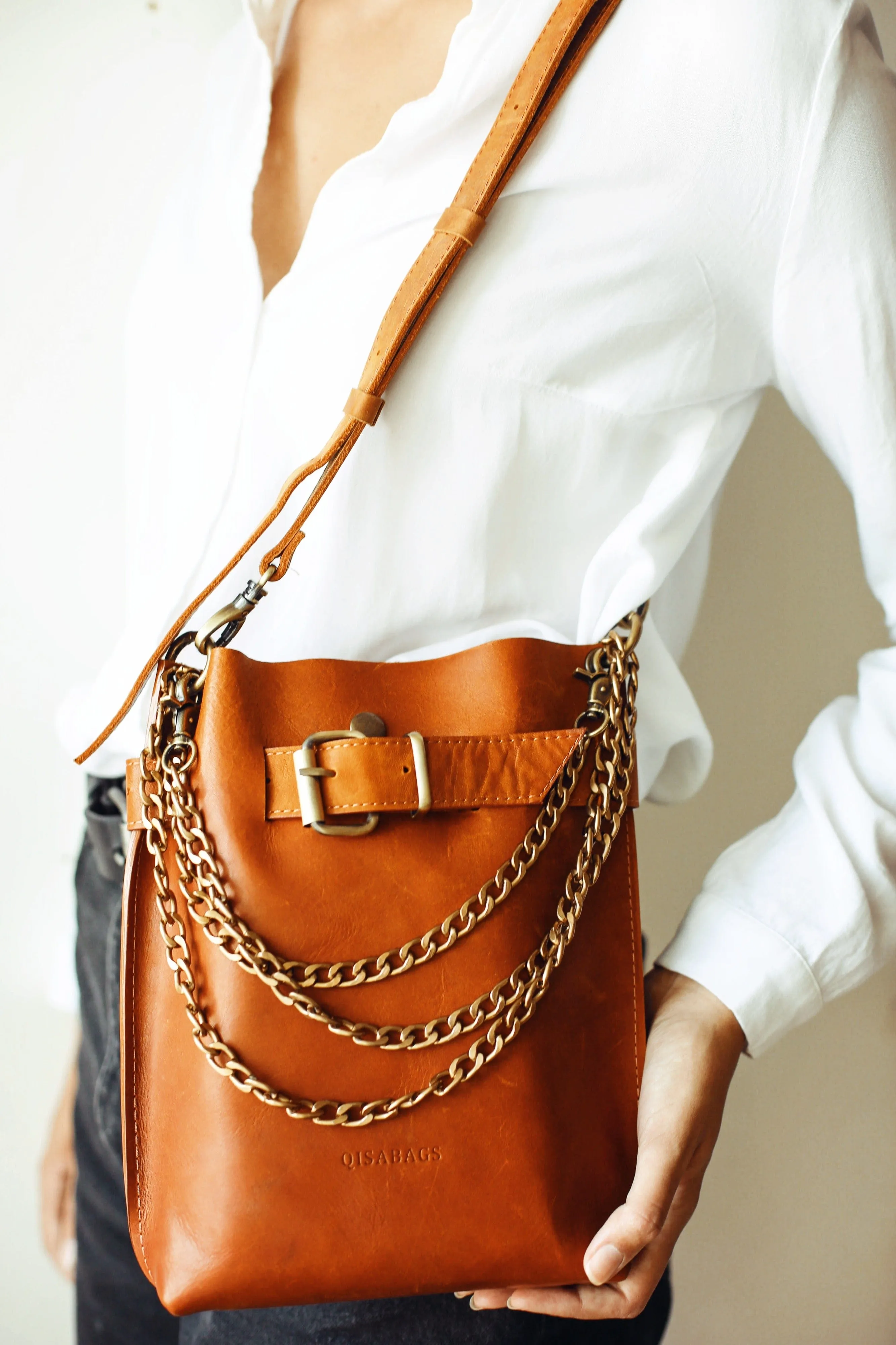 Brown Leather Bag w/Chain