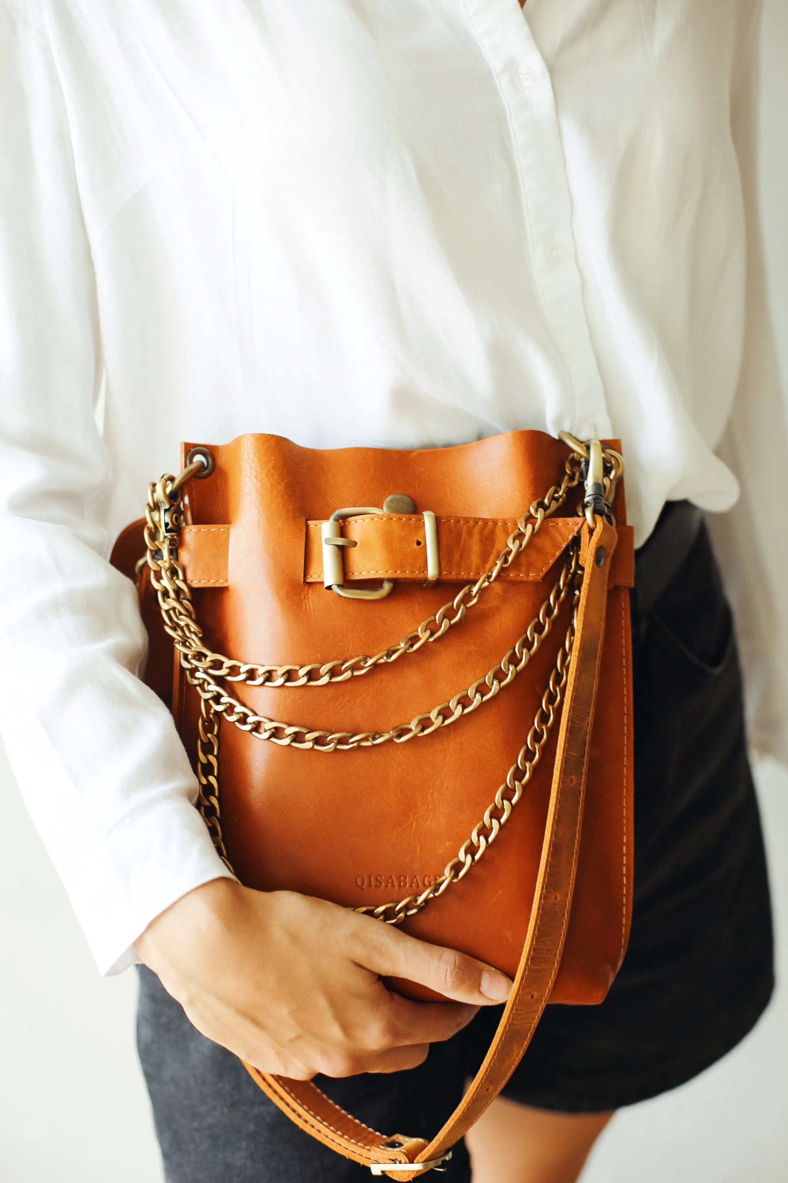 Brown Leather Bag w/Chain