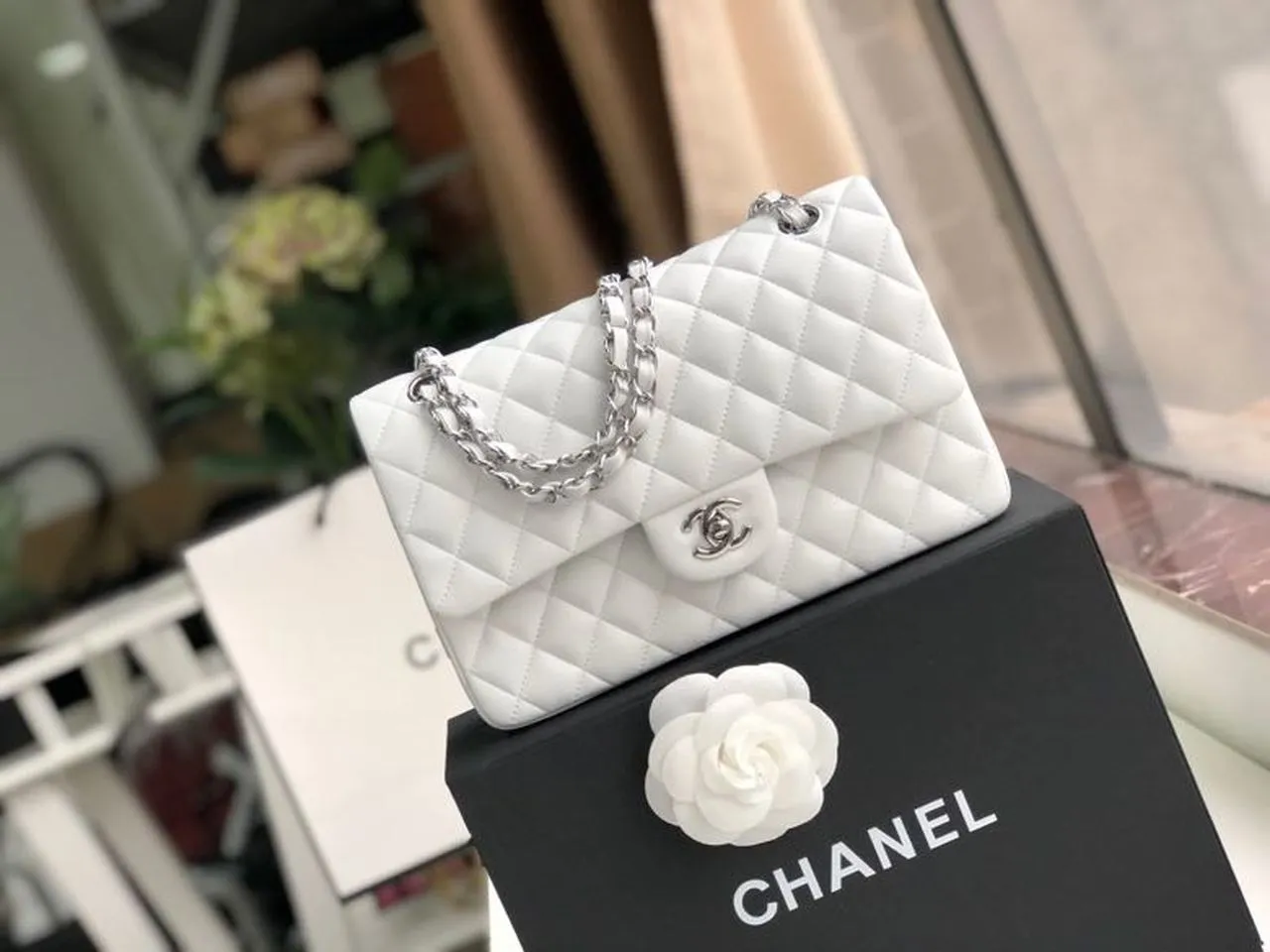 CHL Classic HandBag White For Women 9.9in/25.5cm A01112