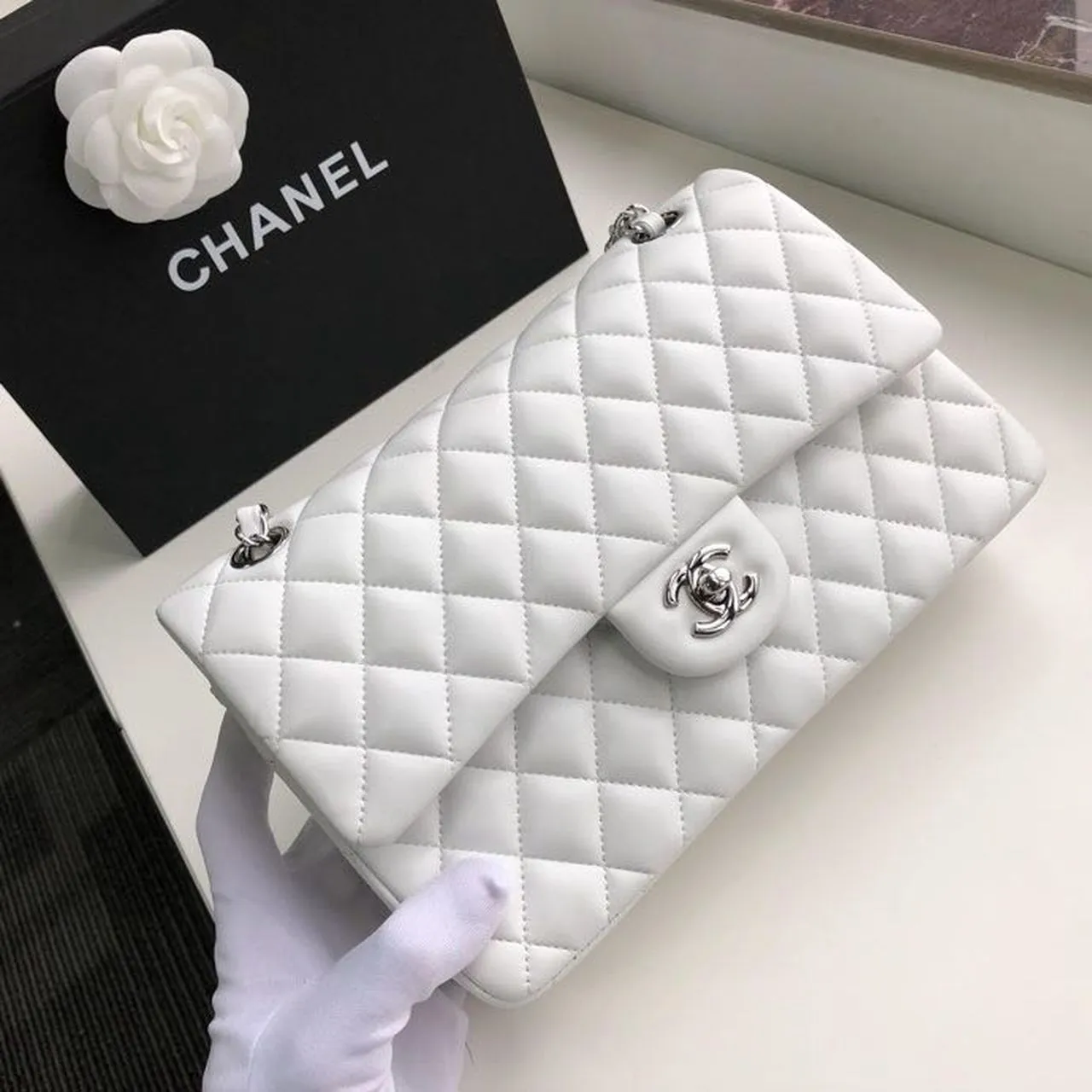 CHL Classic HandBag White For Women 9.9in/25.5cm A01112