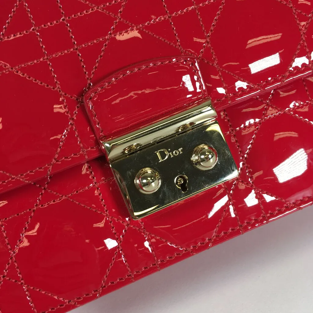 Dior Wallet on Chain