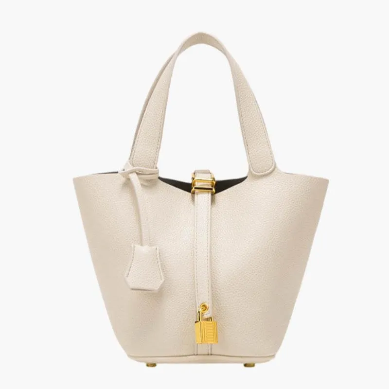 Elegant Vegan Leather Bucket Bag with Gold Accents - Stylish and Versatile Handheld Tote