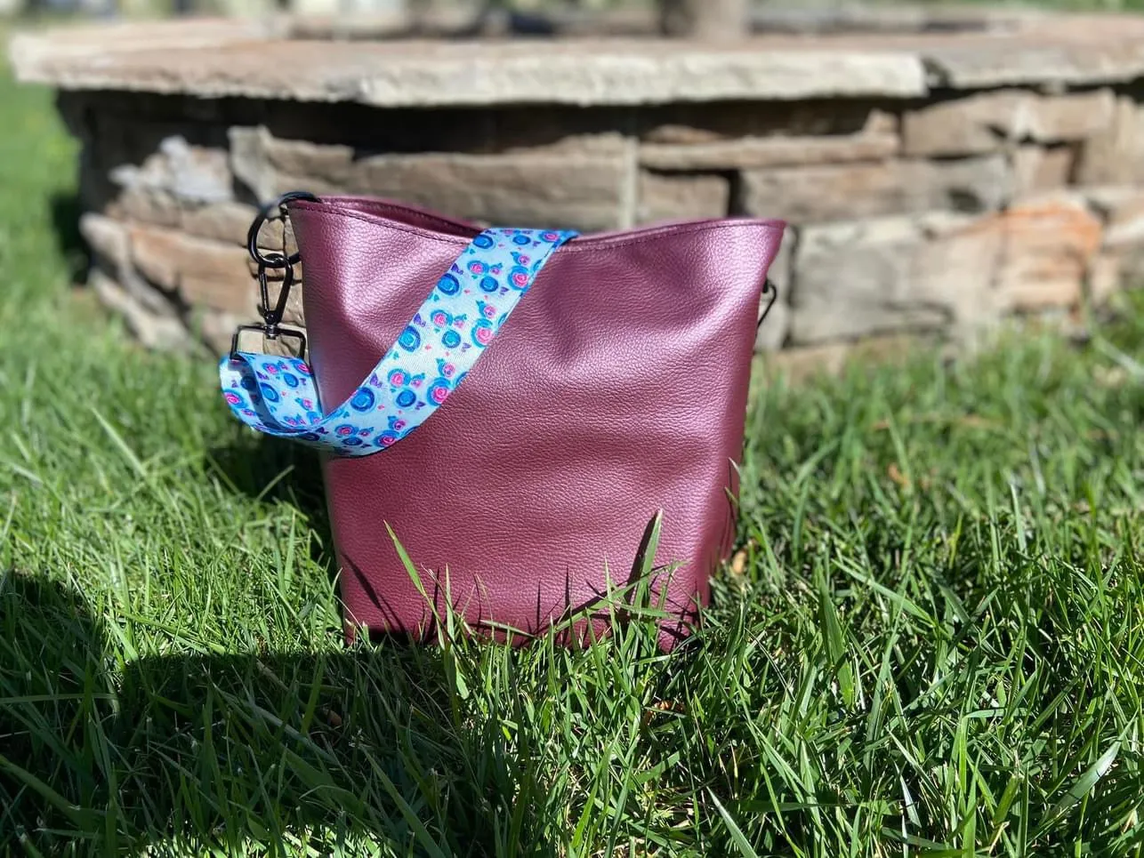 Ellie Bucket Bag (PDF Pattern w/Video Tutorial)