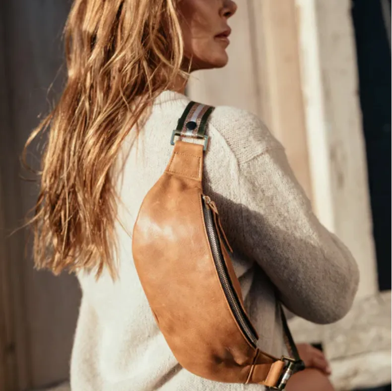 Fanny Pack   Crossbody Bag | Distressed Cognac   Gold Hardware