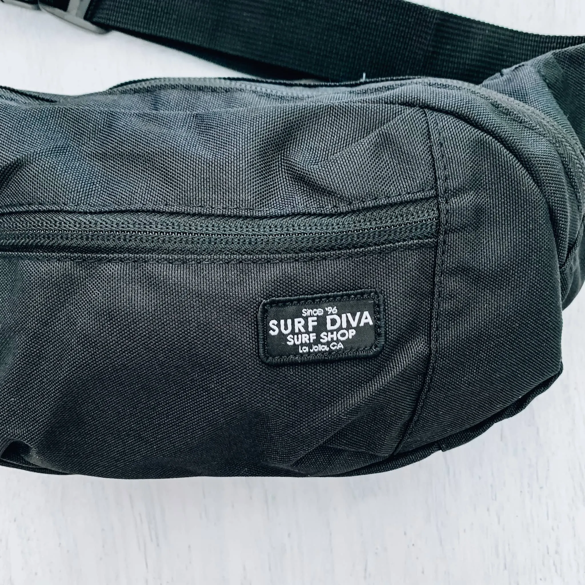 FANNY PACK - SURF DIVA SURF SHOP (black)