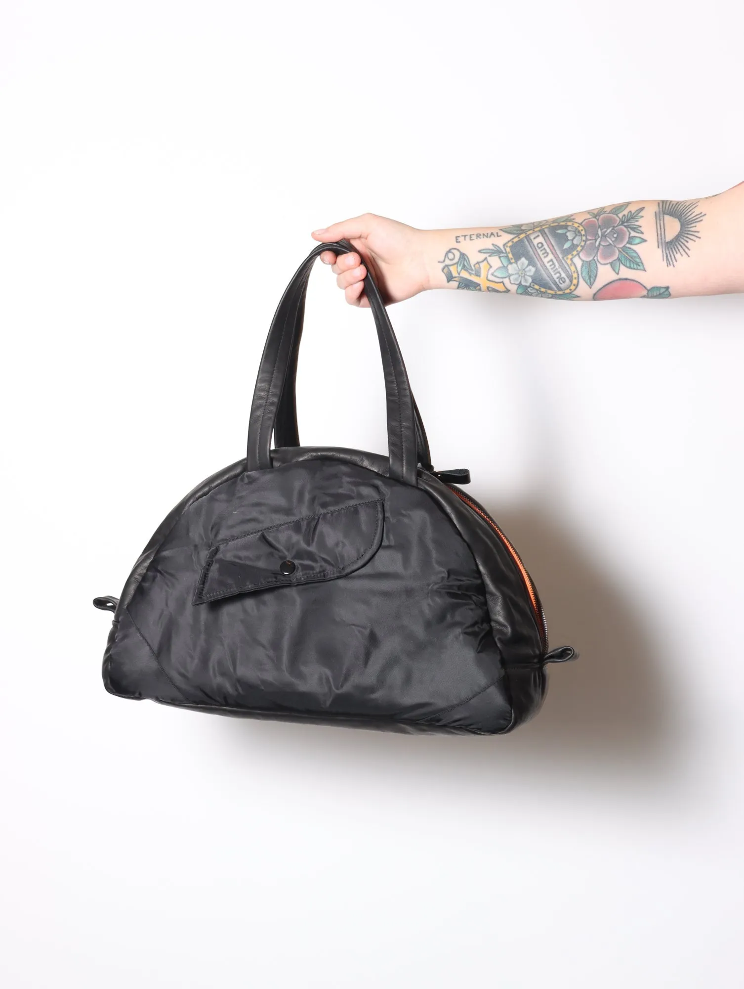 MA1 Traveler Bag in Black by Minnessak