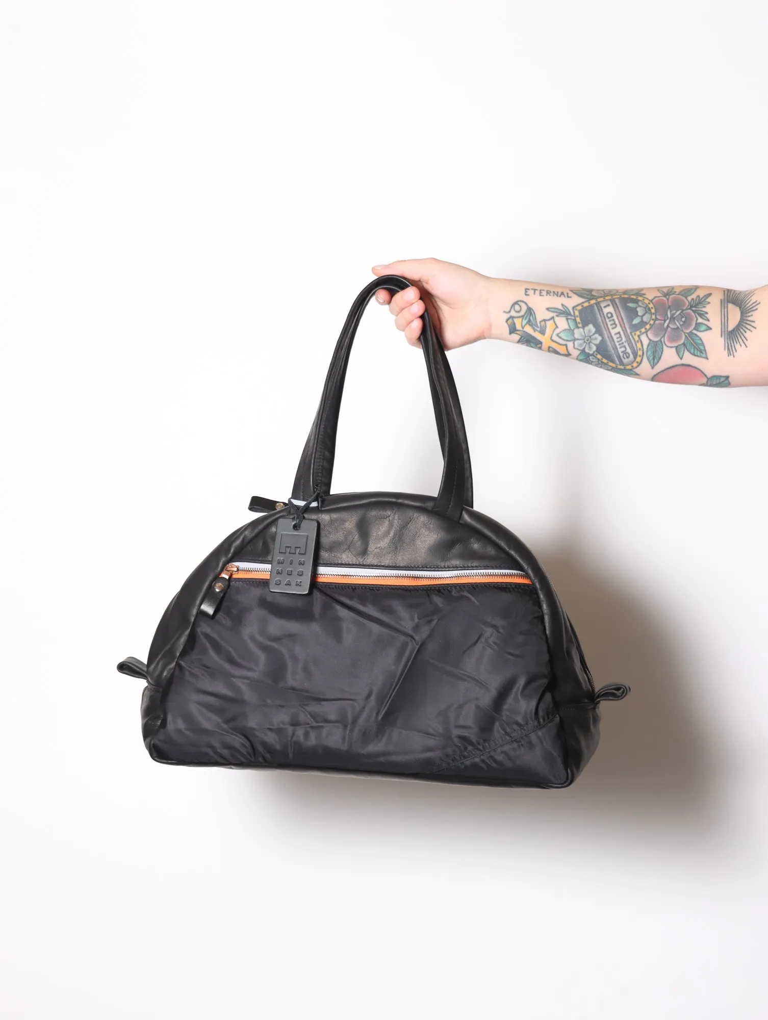 MA1 Traveler Bag in Black by Minnessak