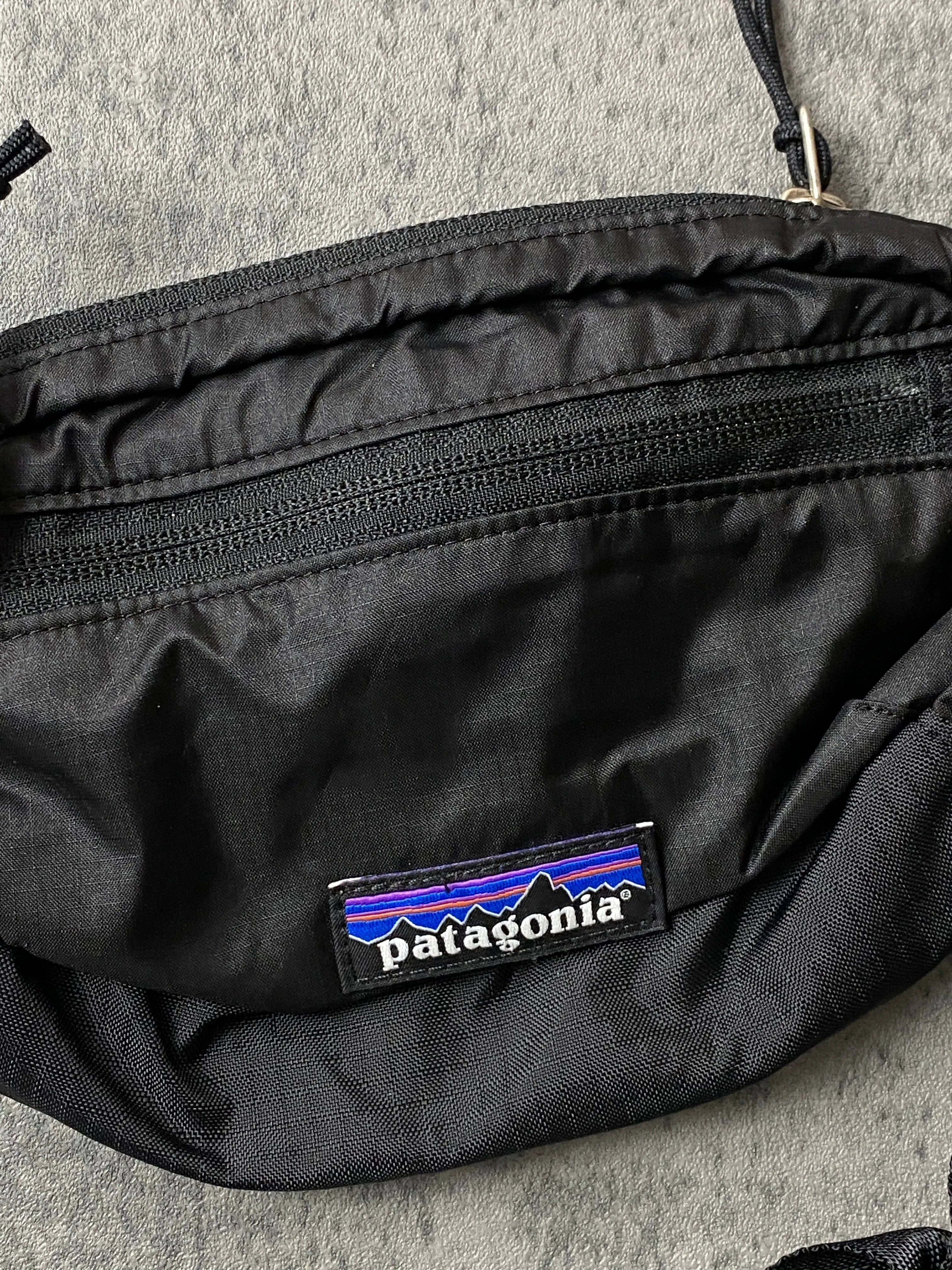 Patagonia Mini Fanny Pack Black Pouch