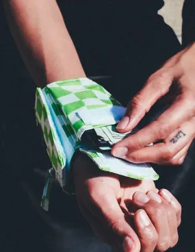 Stash Wrap | Wrist Wallet | Groovy Green