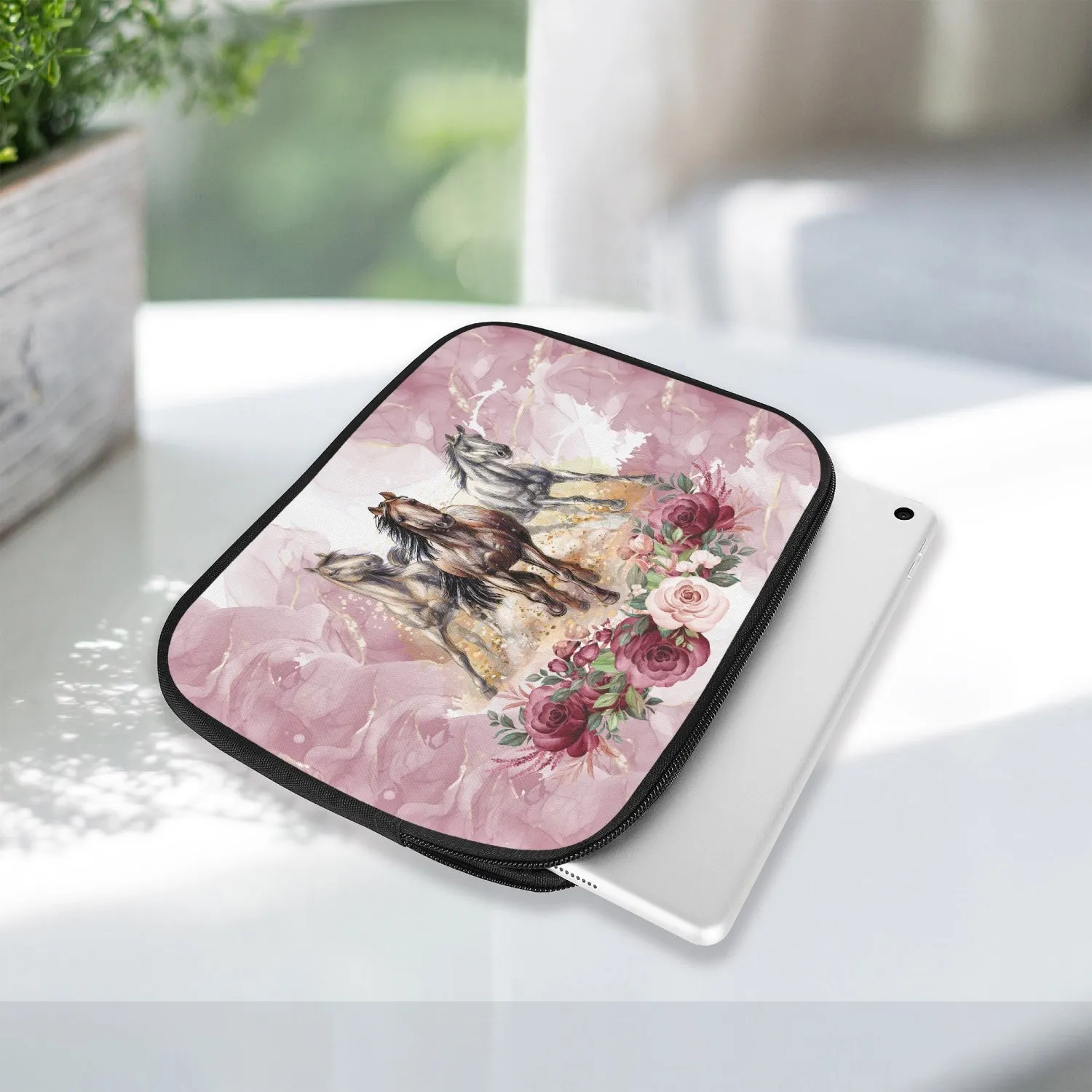 Tablet Sleeve - Horses