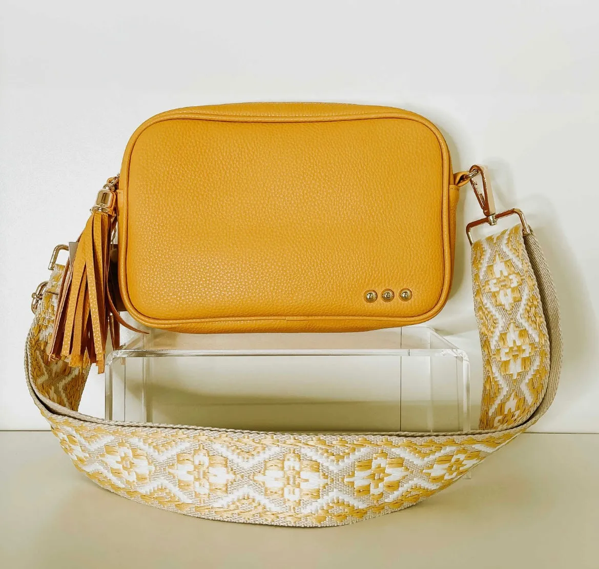 Willow Camera Crossbody Bag